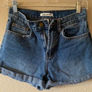 Billabong mom short